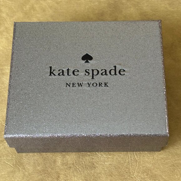 Kate Spade Boxed Metallic Kenzie Small Cardholder - Picture 13 of 15